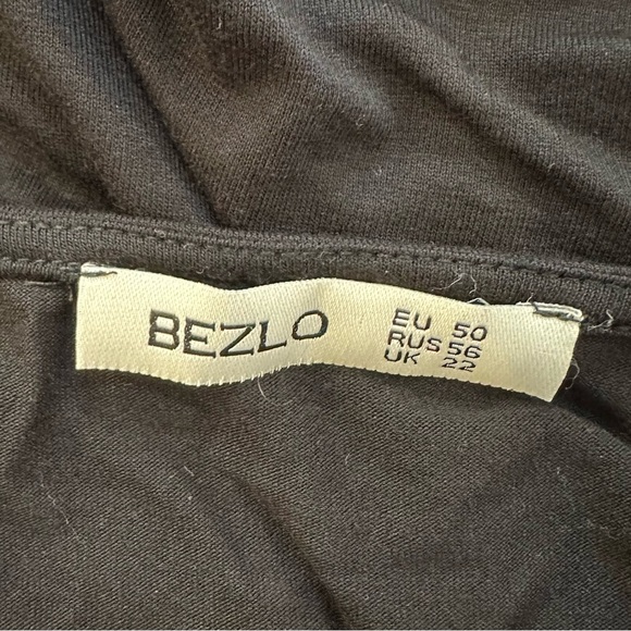 Black and White Striped Women's Dress - Bezlo size 18, time to relax. Oversized. - Picture 7 of 8